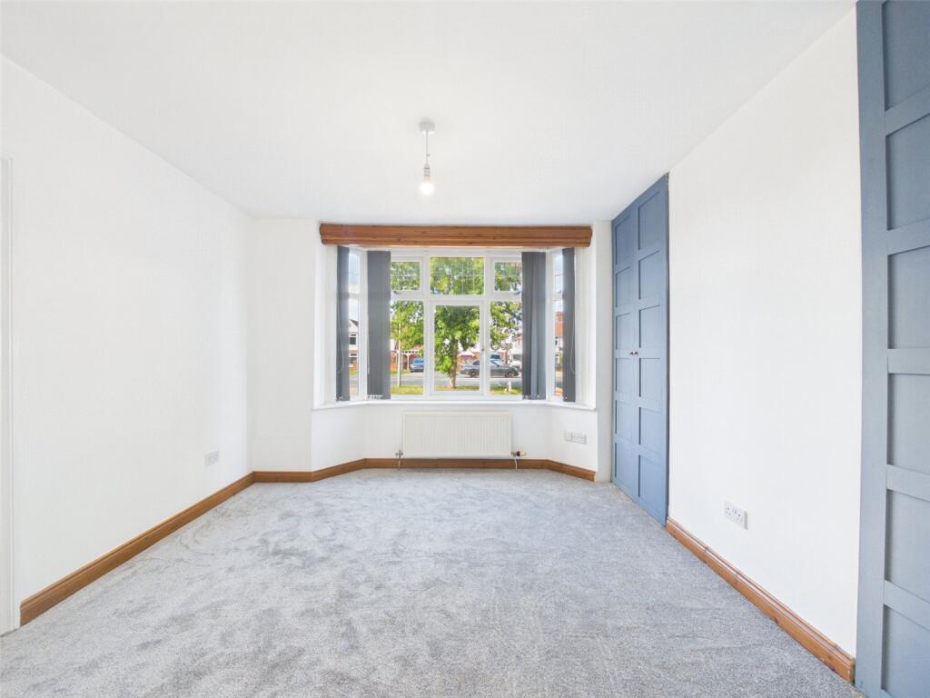House in Gloucester - View 5