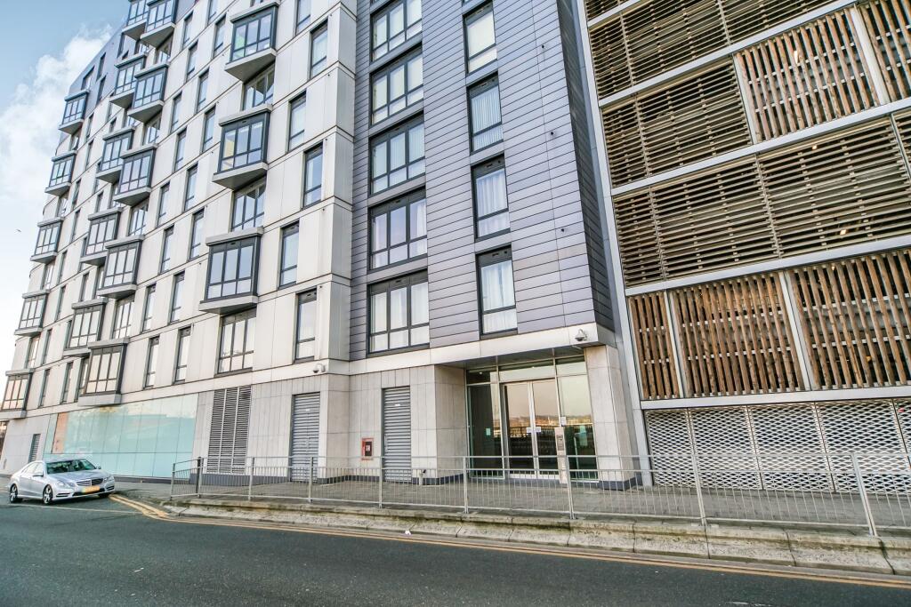 Main image of property: Hermitage, Chatham Street, Reading, RG1