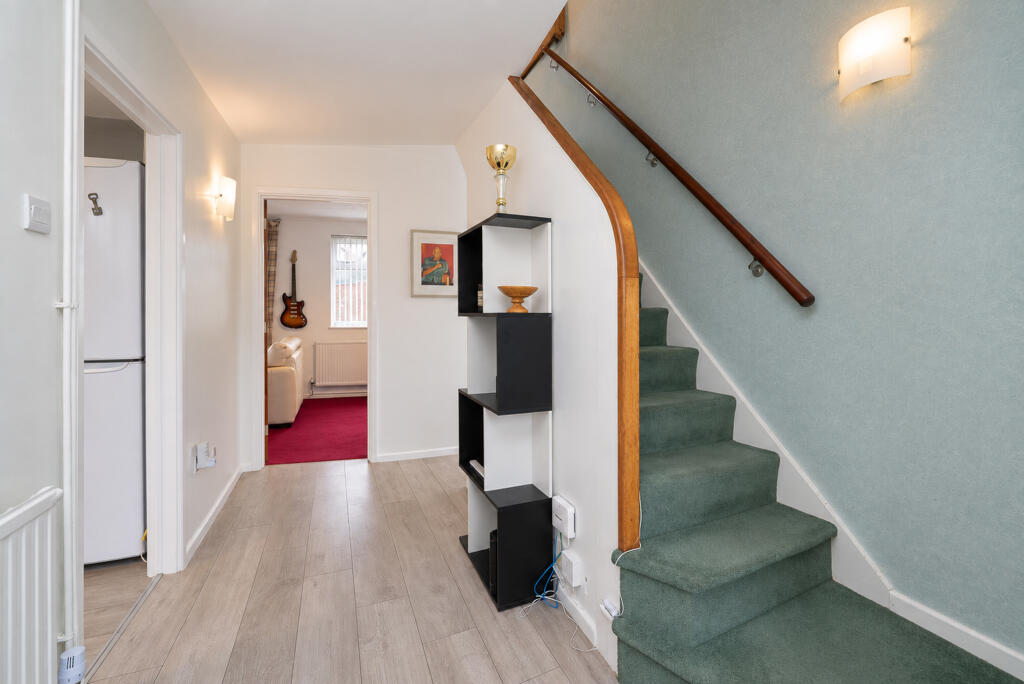 House in Aylesbury, Buckinghamshire - View 5