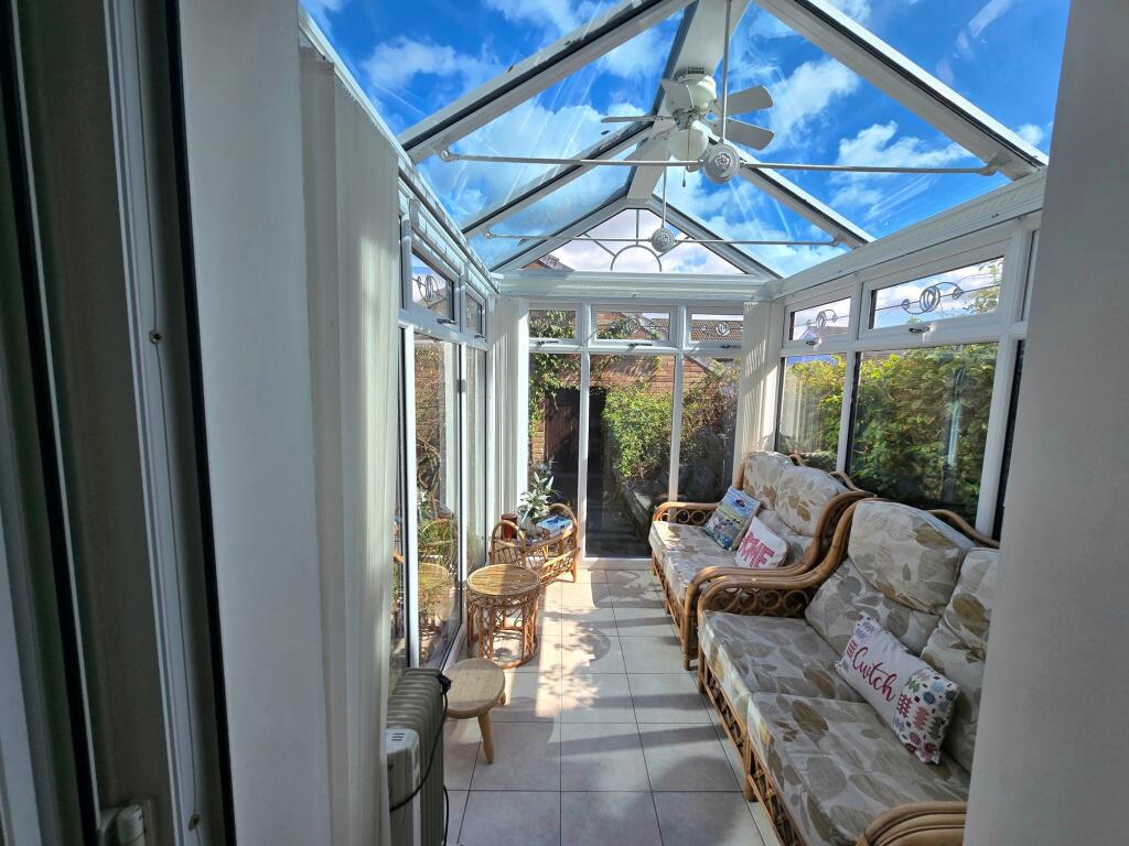 House in Pen-y-fai, Newcastle Higher - View 4