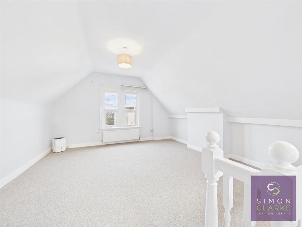 Main image of property: Holly Park Road, Friern Barnet, N11