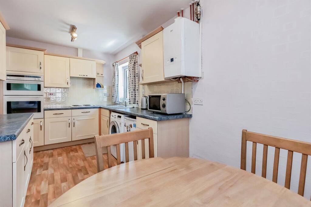 House in South Kesteven, Stamford - View 3