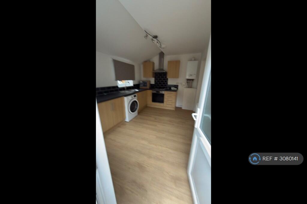 Apartment in Amber Valley, Ripley - View 3