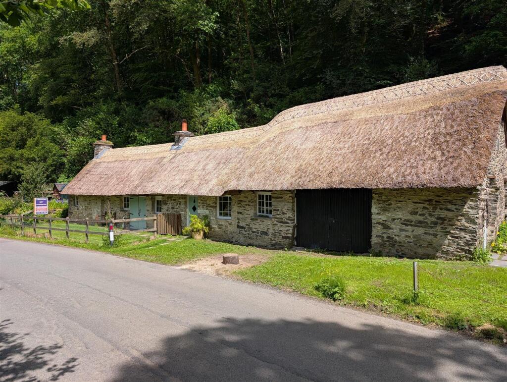 Main image of property: Dre-Fach Felindre, Llandysul