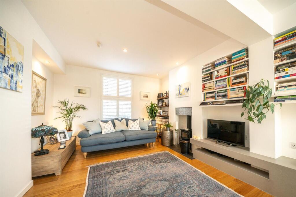 Additional image 5 of West View Road, St. Albans, AL3