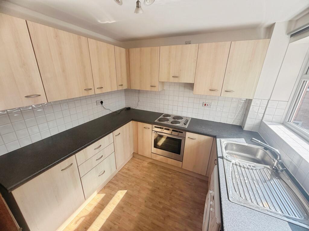 Apartment in Salford, Weaste - View 3