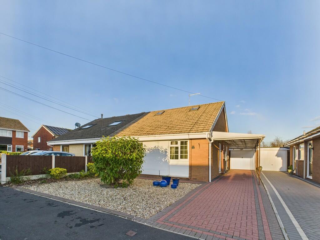Main image of property: Boundary Close, Walton , Stone 