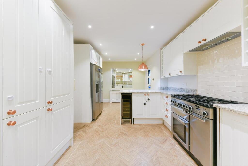 Malvern Court, Onslow Square, South Kensington SW7 – pohled 6