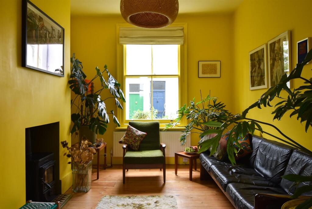 House in Hastings, Old Town - View 2