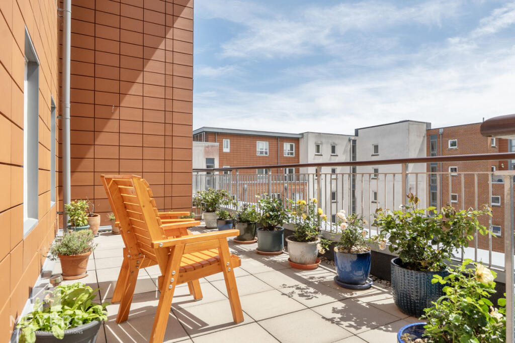 Apartment in Poole - View 4