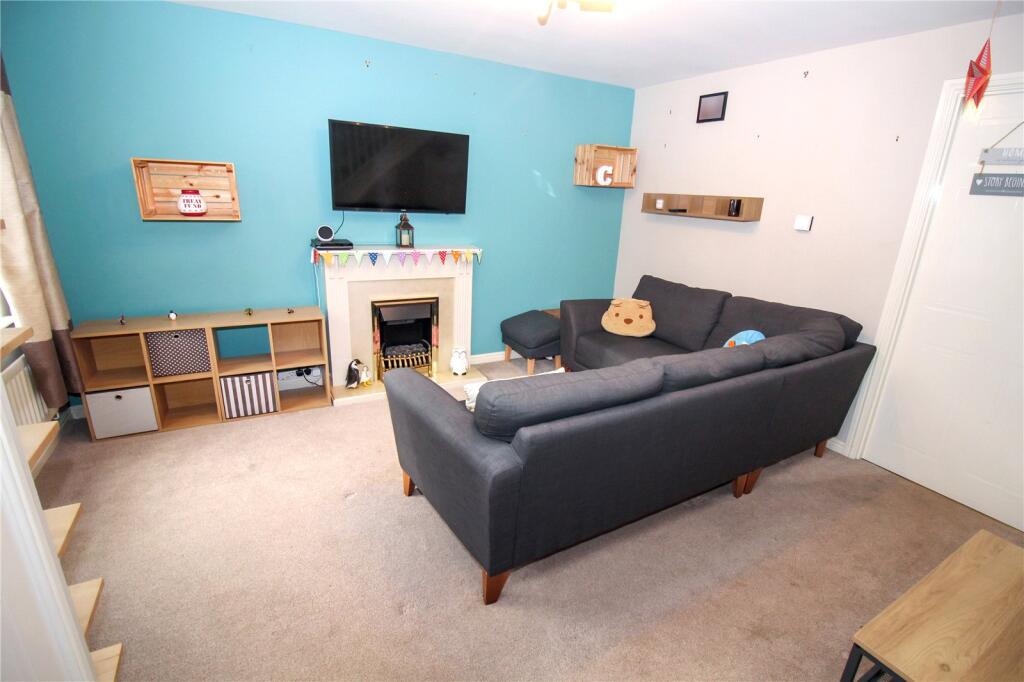 Twineham Road, Swindon, Wiltshire, SN25 photo 2