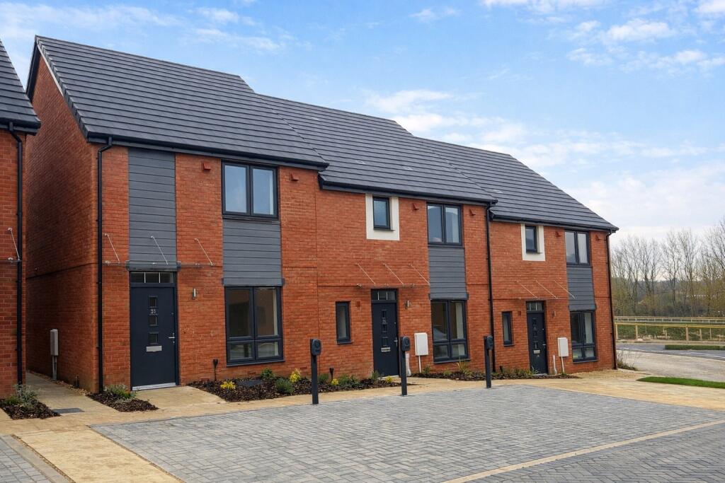 3-bed terraced on Perrybrook Road, Brockworth, Gloucester, £130,200