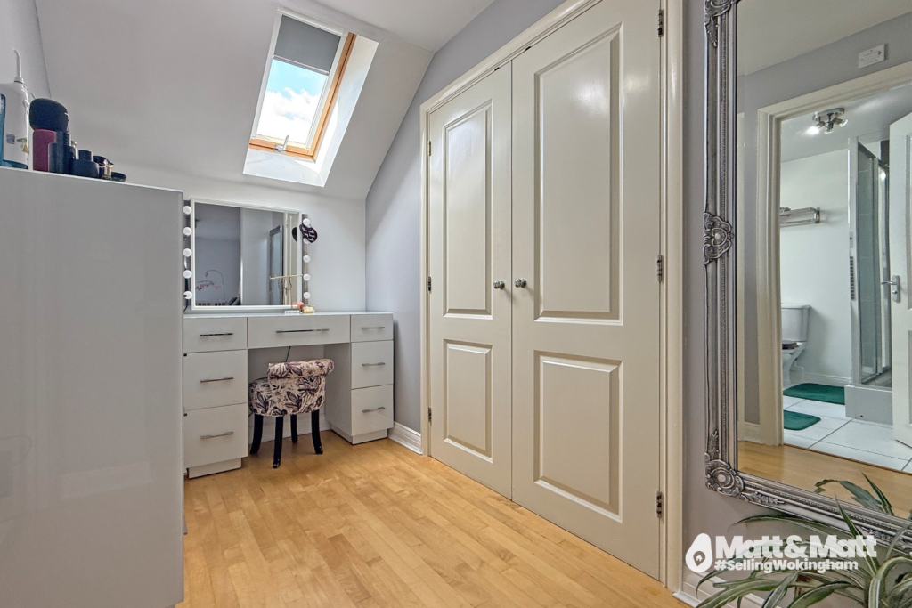 House in Bracknell, Jennett's Park, Hanworth - View 5