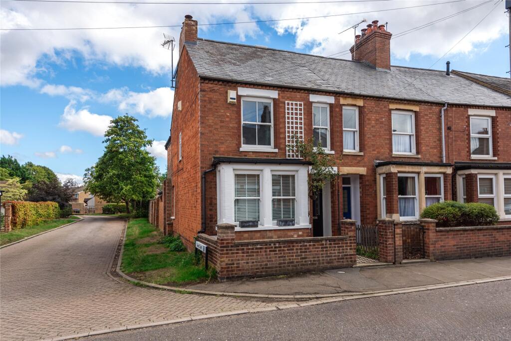4-bed terraced on Newton Street, Olney, Buckinghamshire, MK46, £550,000