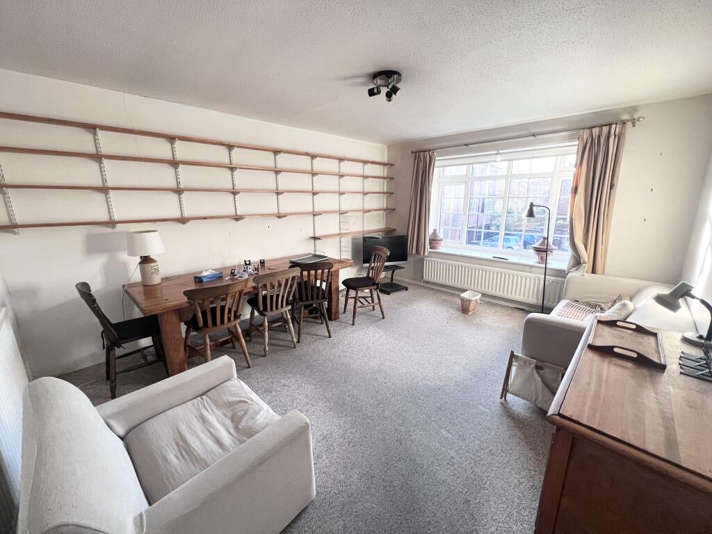 Main image of property: Clinton Court, Nottingham, NG1