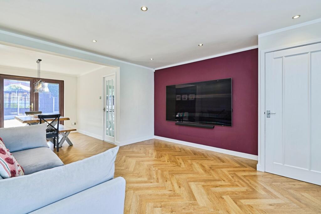 House in Sandwell, West Midlands - View 2