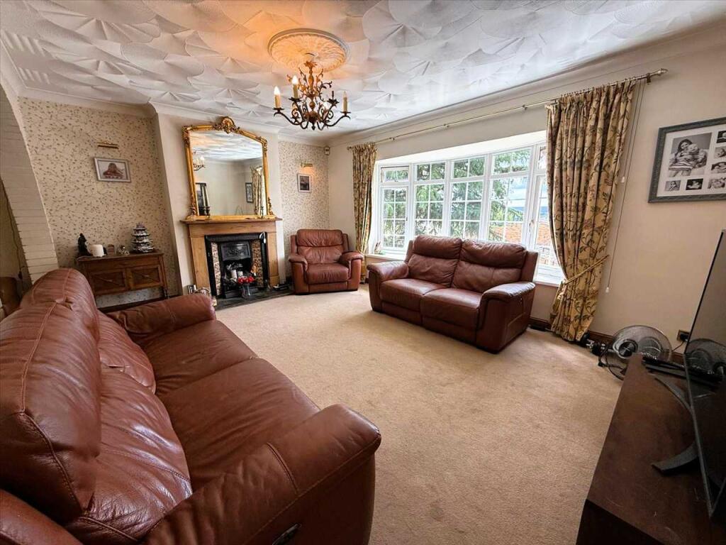 House in Tonbridge and Malling, Burham - More