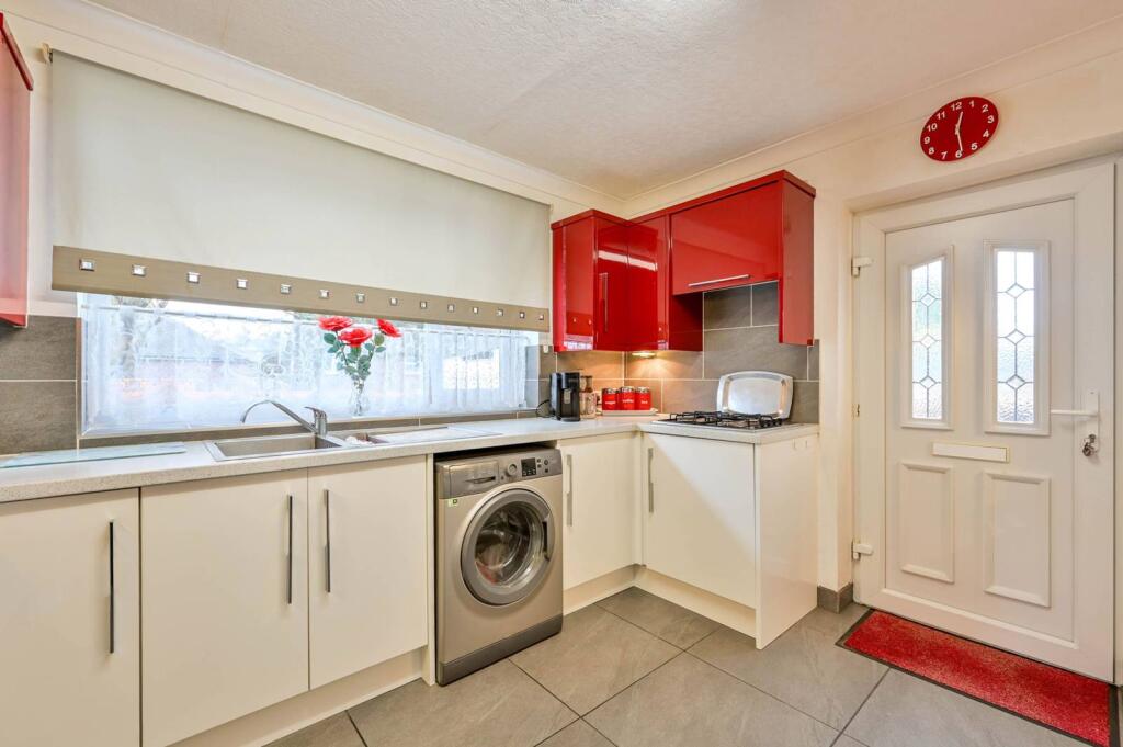 Main image of property: Beechwood Road, Knaphill, Woking, GU21