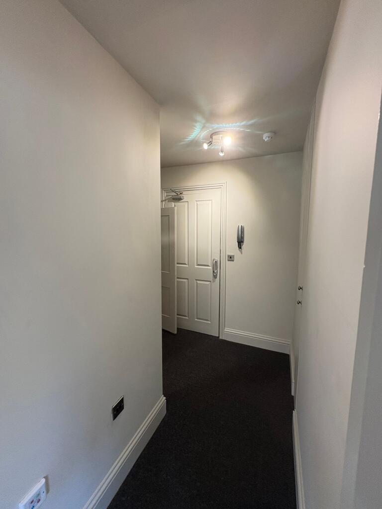 Apartment in Brighton - More