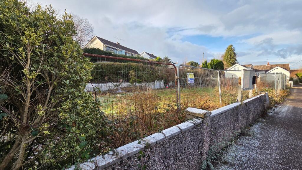Studio other on Yew Tree Lane, Caerleon, NP18, £225,000