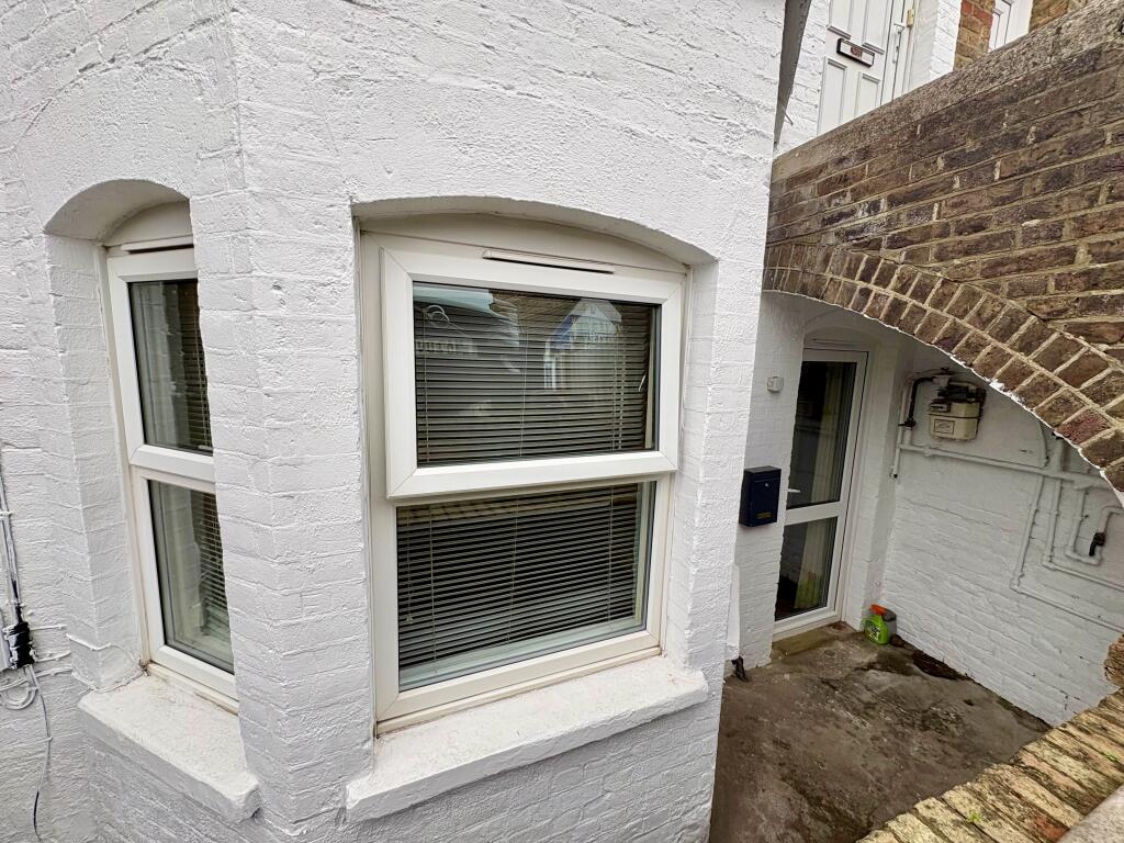 Main image of property: Boxley Road, Maidstone, Kent, ME14