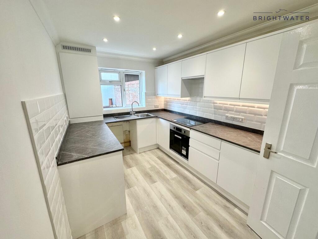 Apartment in Bournemouth - View 2