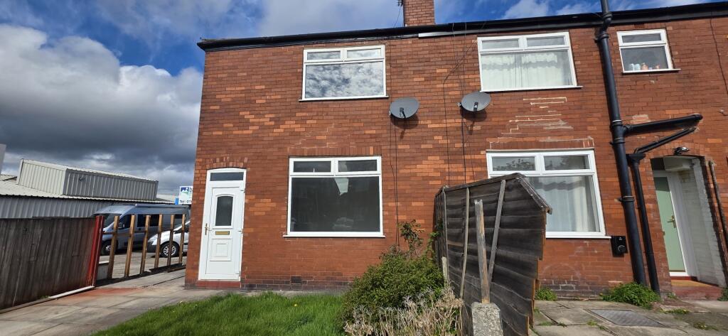 Main image of property: Archer Street SK2