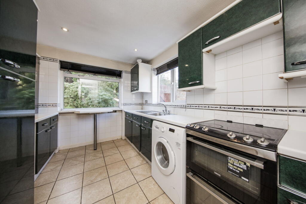 House in Tunbridge Wells, Kent - View 3