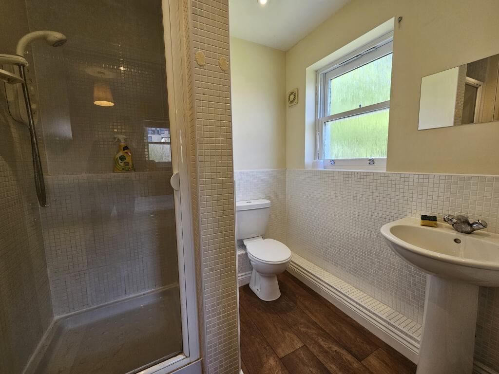 Apartment in Coventry - More