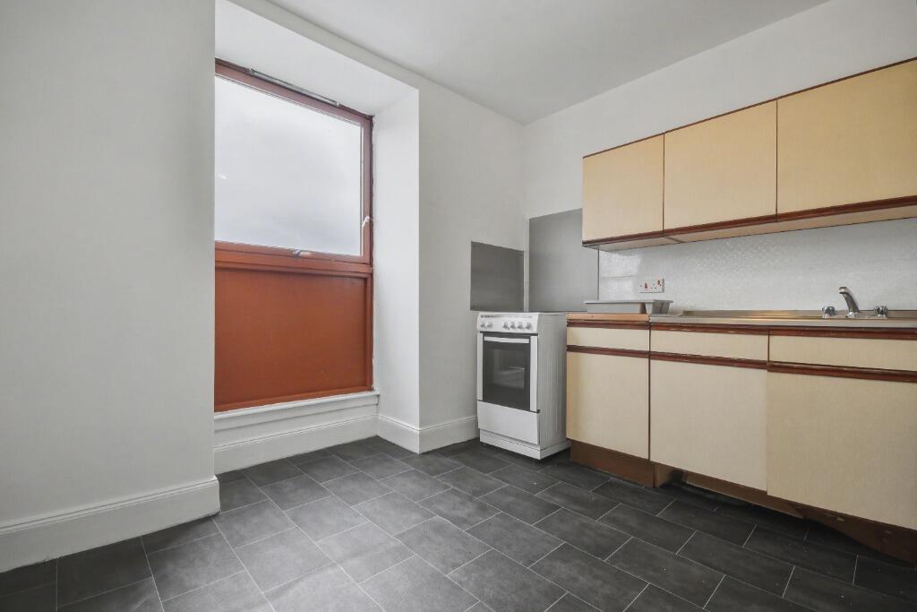 Apartment in Paisley - View 5