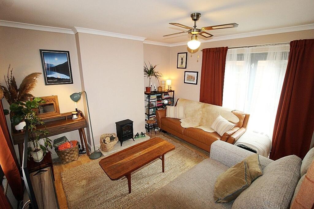 House in Conisbrough, Conanby - View 2