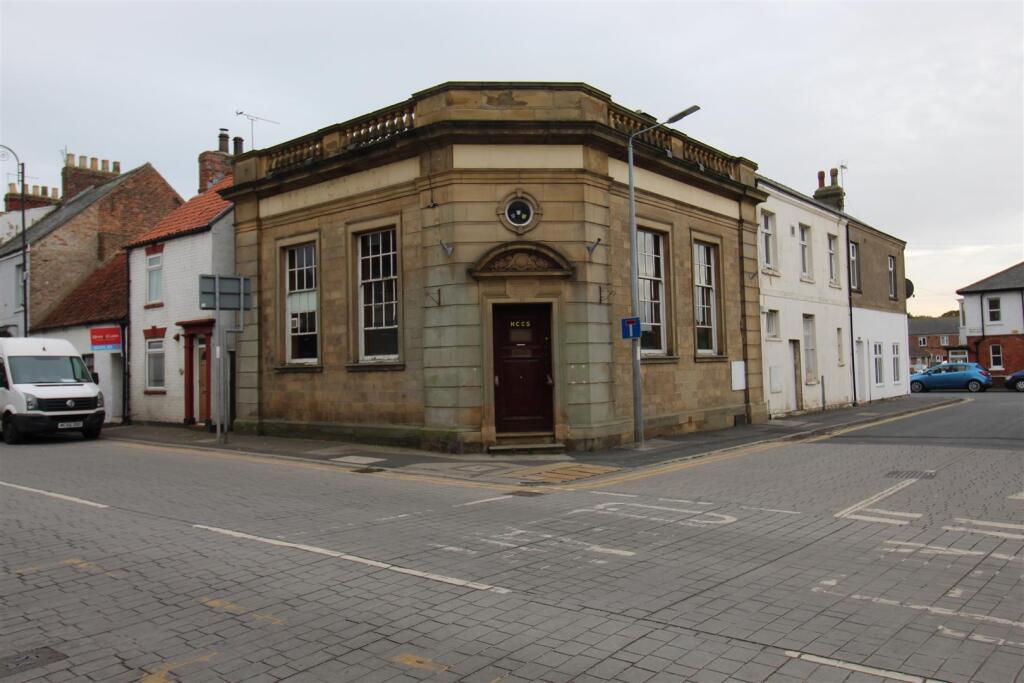 Main image of property: Newbegin, Hornsea