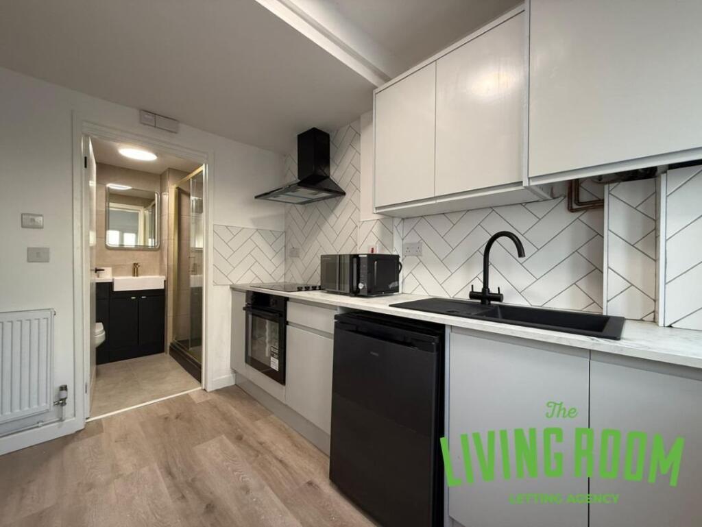 Main image of property: Moy Road, Roath, Cardiff 