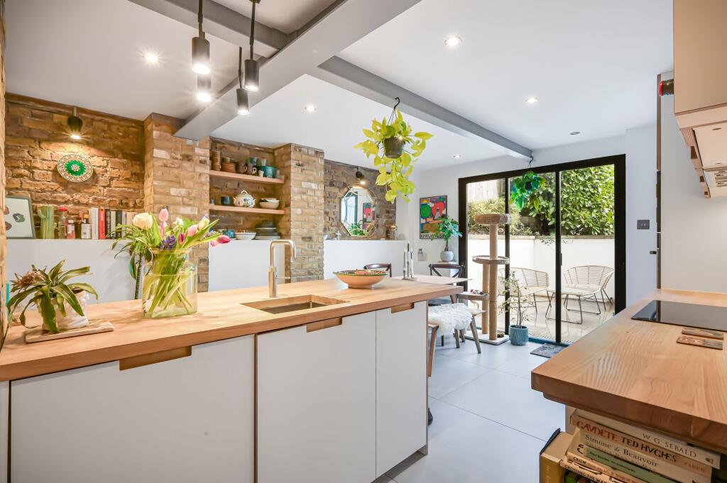 Main image of property: Oakfield Road, Crouch End, N4