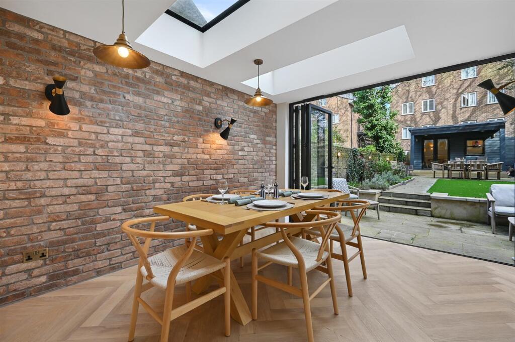 Main image of property: Randolph Avenue, London