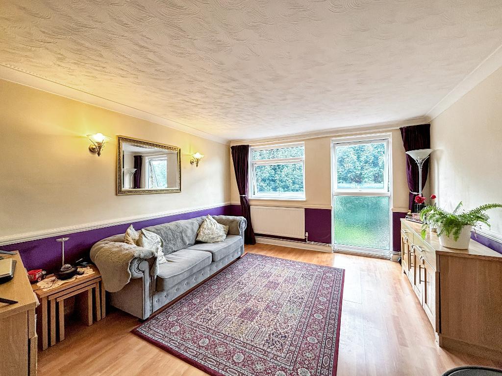 Main image of property: Friars Wood, Pixton Way, Croydon, Surrey, CR0 9JN