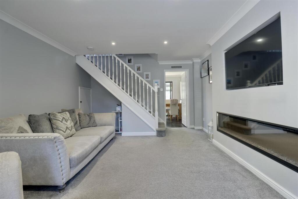 House in Havant, Hampshire - View 5