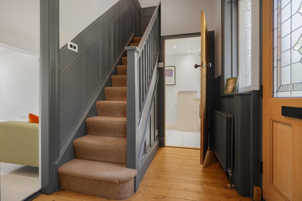 House in Bradford - View 5