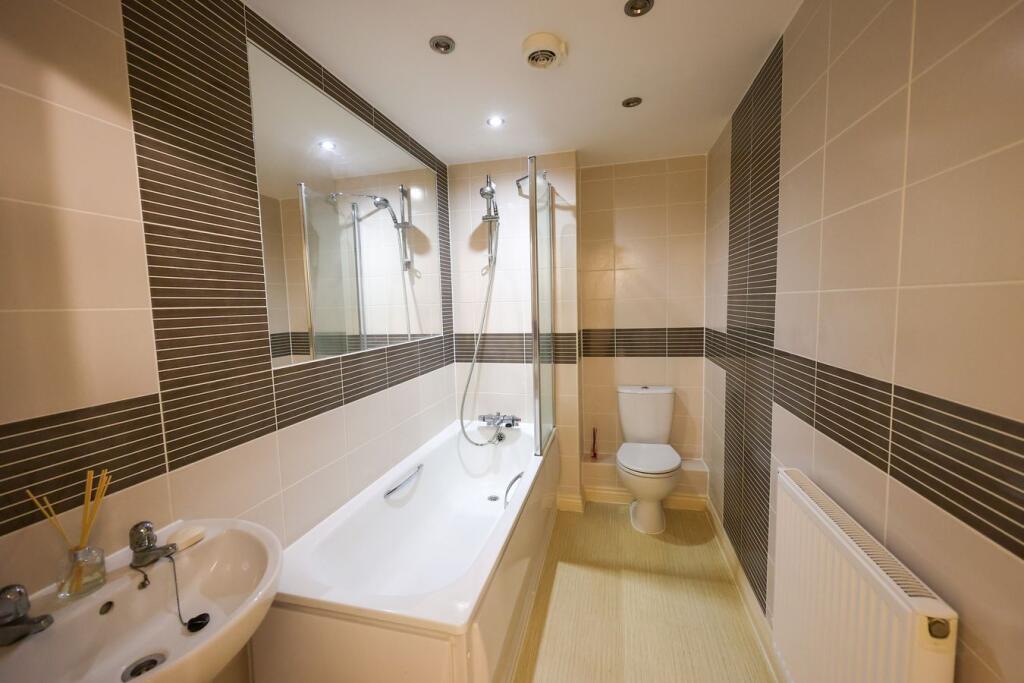 Apartment in Charlestown, Higher Porthpean, St. Austell Bay - More