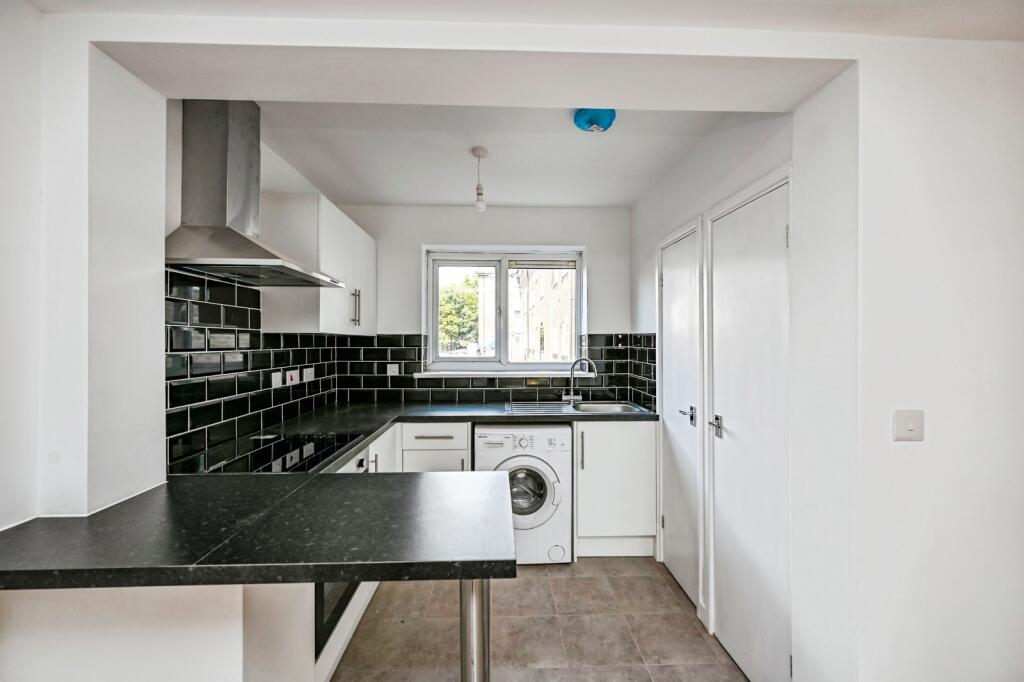 Apartment in Liverpool - View 5