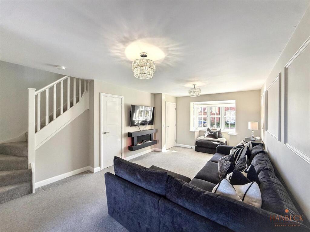 House in Hull - View 4