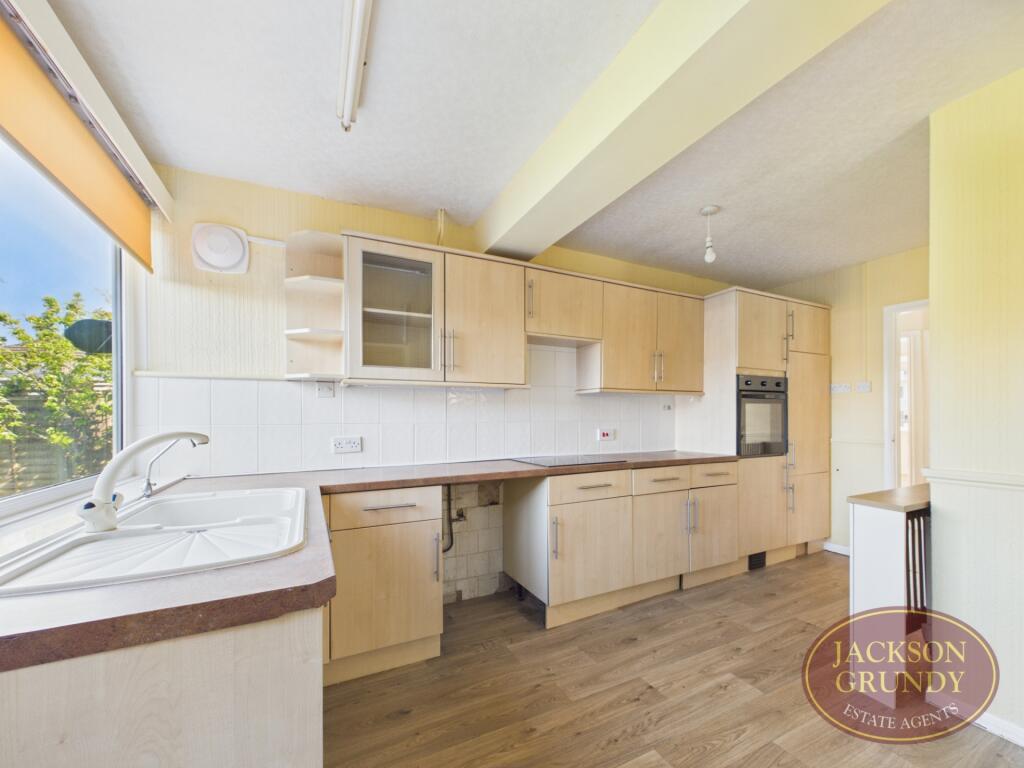 House in Overstone, Overstone Leys - View 4