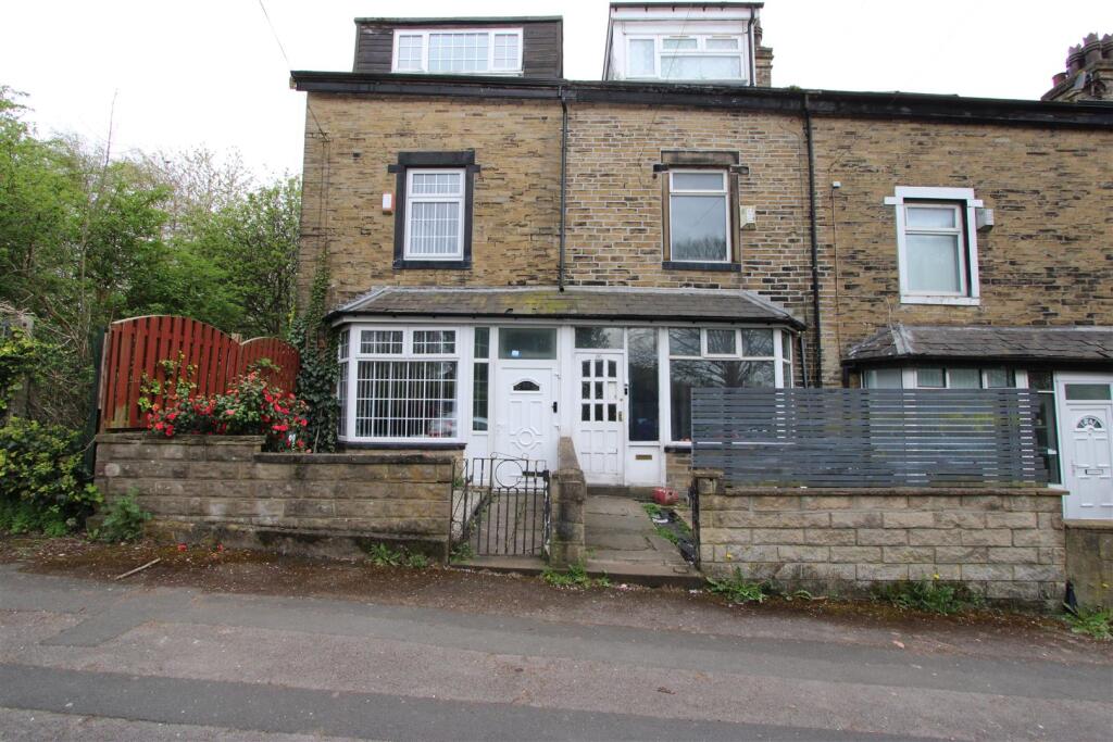 Main image of property: Cliffe Road, Bradford