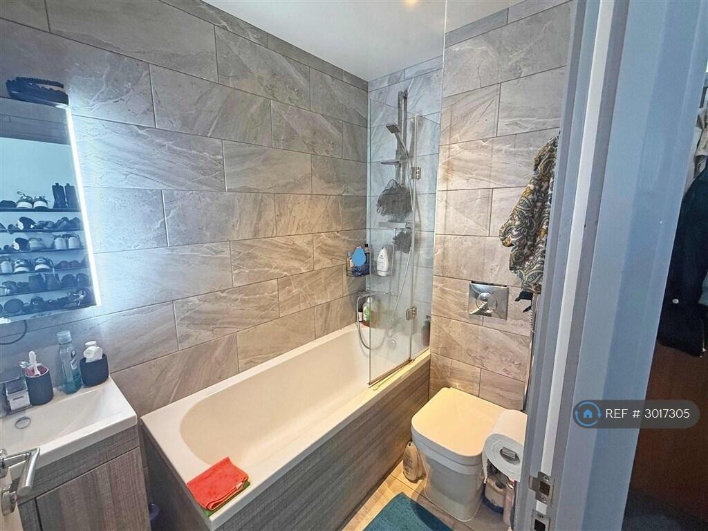 Apartment in Doncaster - View 2