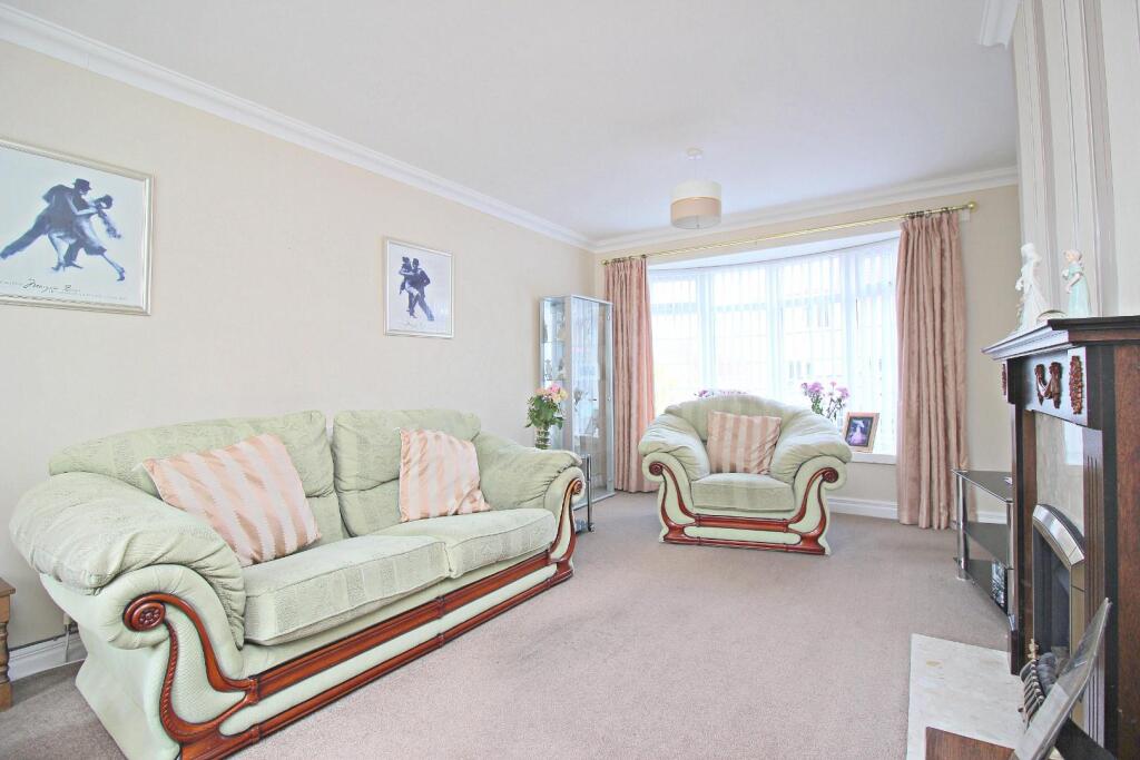Hawthorn Close, Kimblesworth, Chester Le Street photo 4