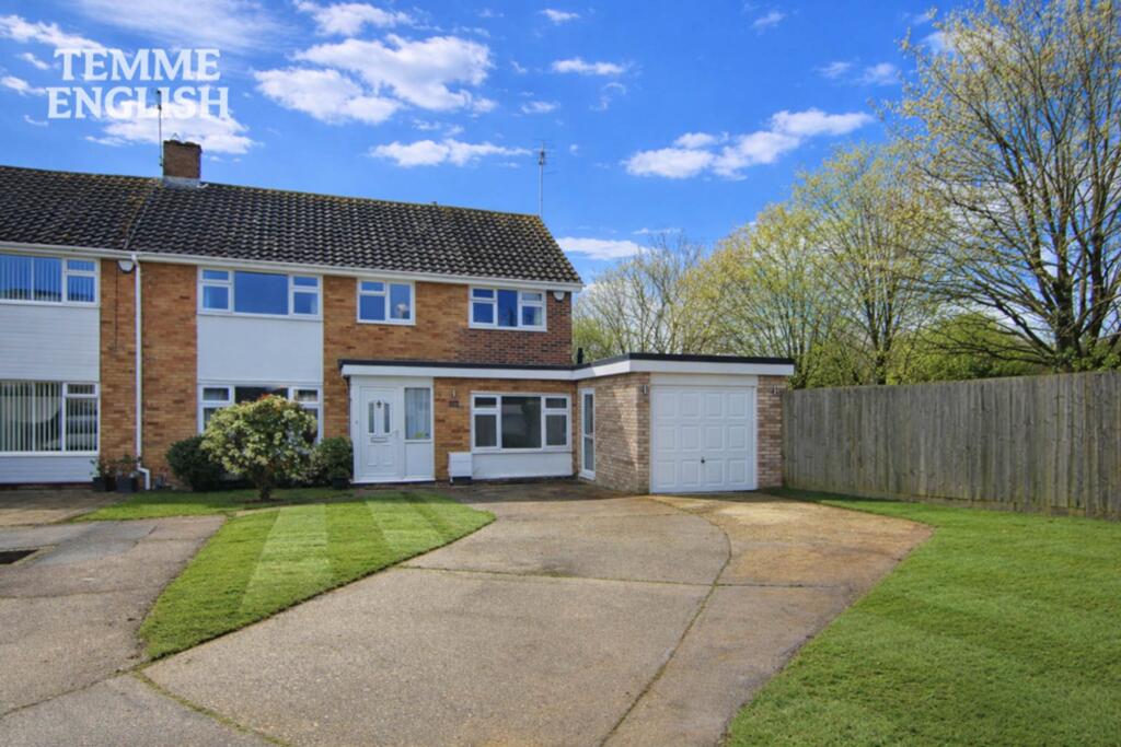 Main image of property: Linnets "Birds Estate" Kingswood, SS16