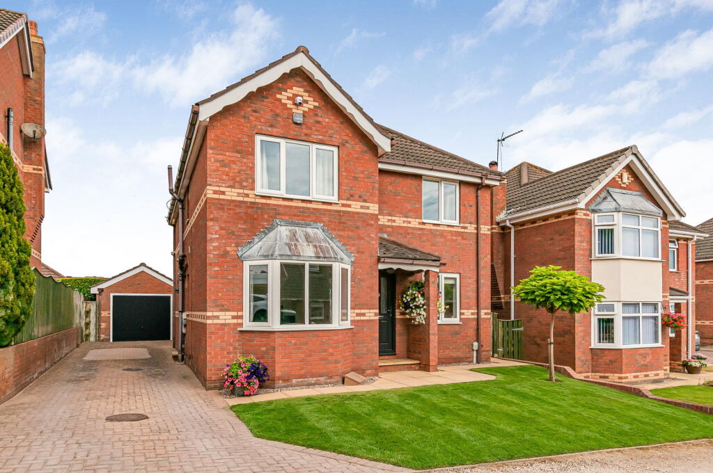 Main image of property: Mill Rise, Skidby, Hull, East Riding of Yorkshire, HU16 5UA