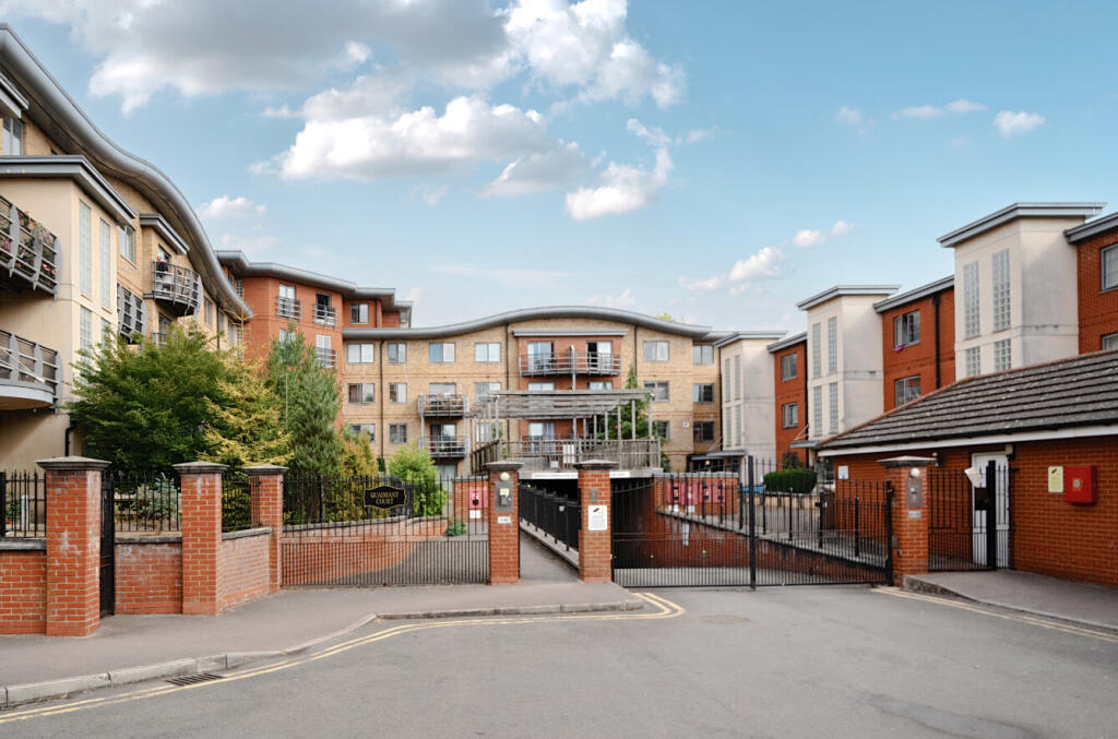Main image of property: Jubilee Square, Reading, Berkshire