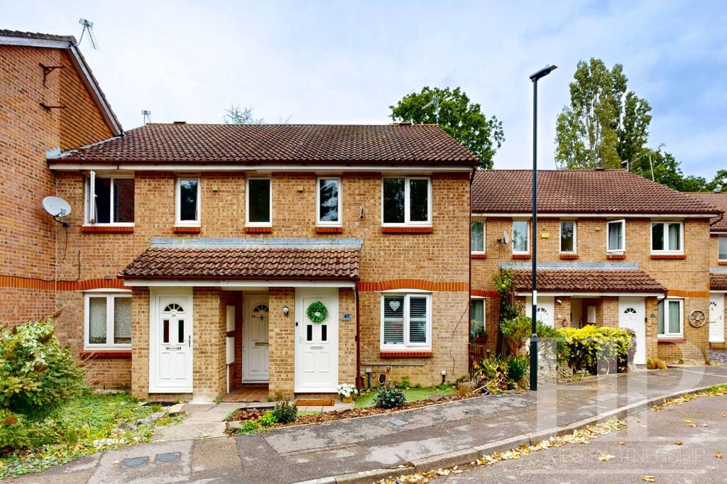 Main image of property: Glenview Close, Crawley, RH10