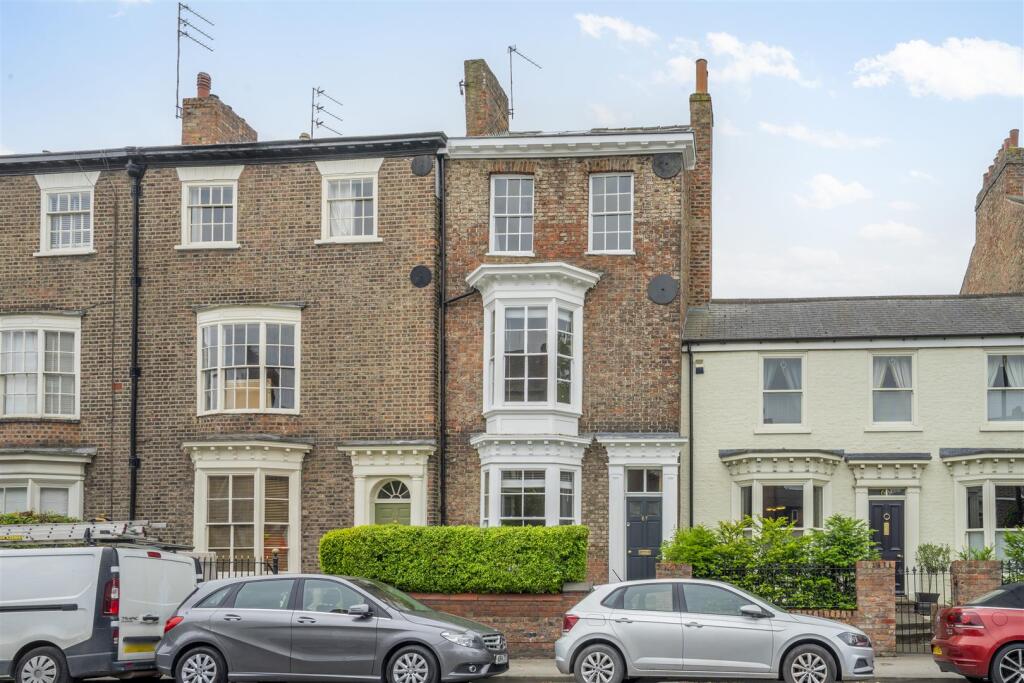 Main image of property: Flat 1 Holgate Road, York, YO24 4AA